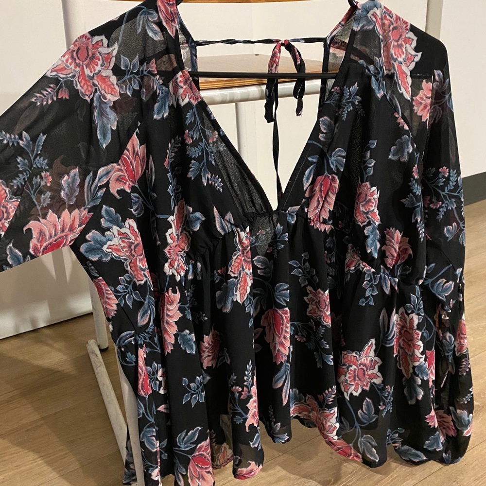 Lovestich long sleep silky top